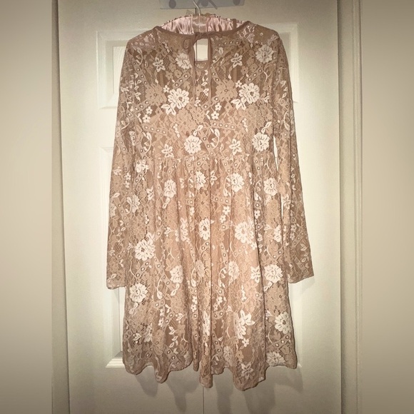 Altar'd State Rauma Dress Neutral Cream Floral Lace Mesh Long Sleeve Size M. EUC - Picture 12 of 12